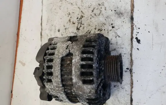 Audi A6 S6 C6 4F Generator/alternator 059903018E 14V180A 0121715076