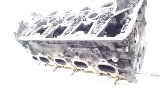 Engine head