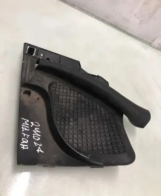 Mercedes-Benz EQA Wiper trim A2478309801