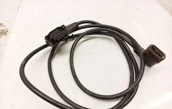 Mercedes-Benz E W211 ABS rear brake sensor A2115450628 812842