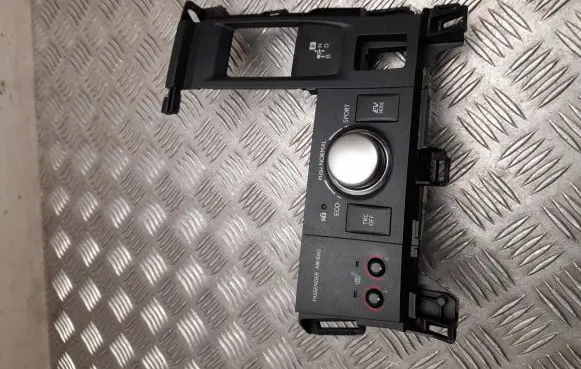 Other switches/knobs/shifts