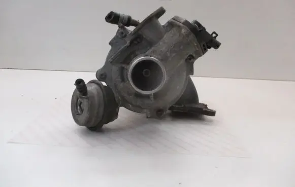 Ford Focus Turbo CM5G6K682JB M1DA