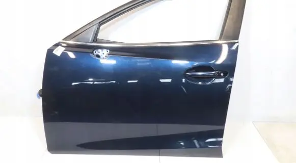 Mazda 3 III Front door 