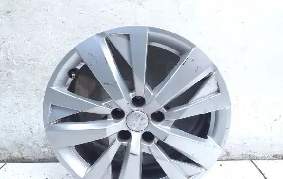 Peugeot 508 R17 alloy rim 9809687177