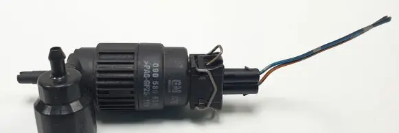 Opel Agila A Windscreen/windshield washer pump 090586632