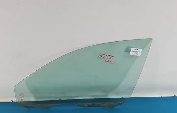 Skoda Fabia Mk1 (6Y) Front door window glass four-door IMPRK1561897