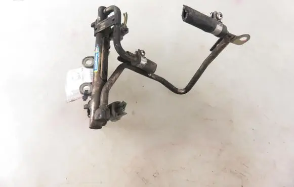 Subaru Impreza II Fuel main line pipe 17523AA681 FBLB100