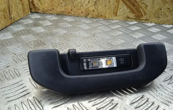 Mercedes-Benz C W205 Rear interior roof grab handle A0009068905