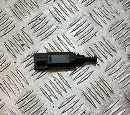 Volkswagen Golf IV Brake pedal sensor switch 927189D