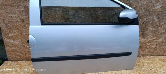 Renault Twingo II Door (2 Door Coupe) 