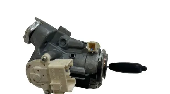 Toyota Verso Ignition lock 29653453