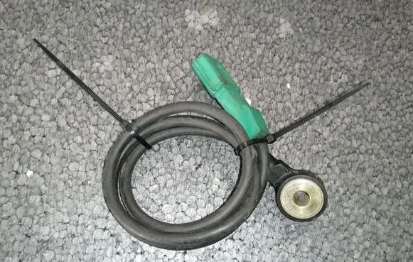 Volkswagen PASSAT B5.5 Detonation knock sensor 07D905377