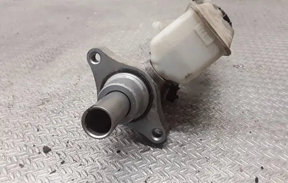 Toyota Yaris Master brake cylinder 03350887541