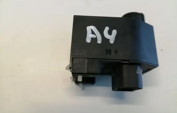 Audi A4 S4 B5 8D Wing mirror switch 03240034 8D0959565
