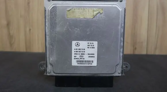 Mercedes-Benz SLK R172 Engine control unit/module ECU 6519007500 A6519007500 0064461540
