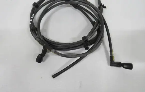 Ford Ecosport Windshield washer spray nozzle 