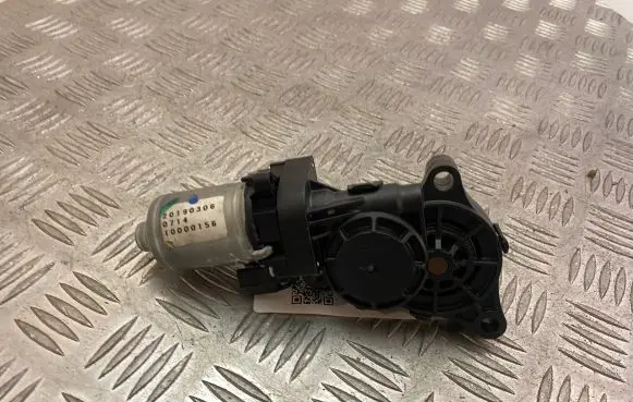 Lexus RX 450H Seat adjustment motor 43944010220