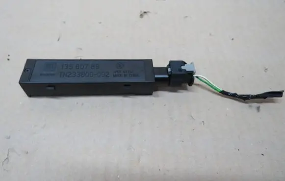 Opel Insignia B Keyless system antenna 13580789 TN233800002