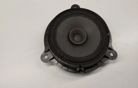 Nissan NV400 Front door speaker