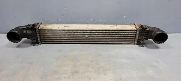 Mercedes-Benz E W211 Intercooler radiator a2115001102