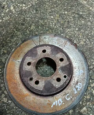 Mercedes-Benz C W203 Front brake disc