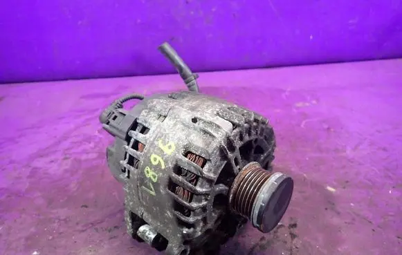 Skoda Octavia Mk2 (1Z) Generator/alternator 