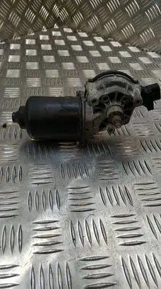 Toyota RAV 4 (XA20) Wiper motor 8511042110