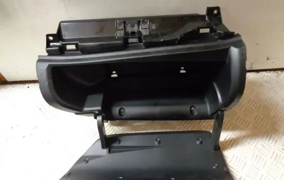 Nissan Note (E12) Glove box 685603VV0A 6856S9VV0A