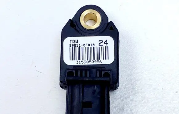 Toyota Verso Airbag deployment crash/impact sensor 898310F010