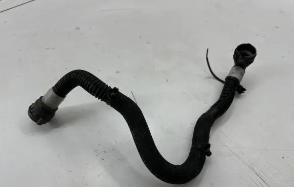 Tesla Model 3 Engine coolant pipe/hose 107759400D