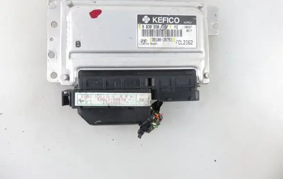 Hyundai Matrix Engine control unit/module 9030930185F 3910826751