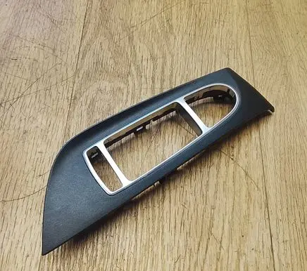 Mercedes-Benz E W213 Front door window switch trim A2137208600