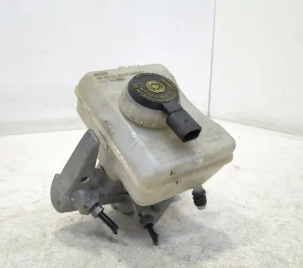 Audi A4 S4 B8 8K Clutch master cylinder 8K0611301