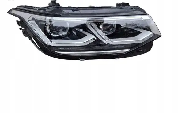 Volkswagen Tiguan Headlights/headlamps set 5NB941082C