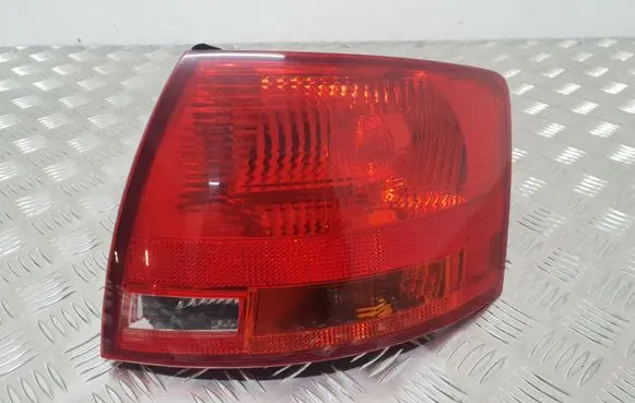 Audi A4 S4 B7 8E 8H Rear/tail lights 8E9945096E