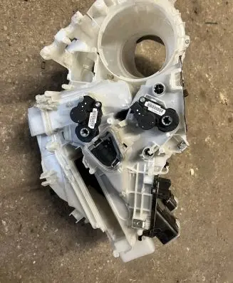 Peugeot 308 Interior heater climate box assembly 9671846180 F941WV