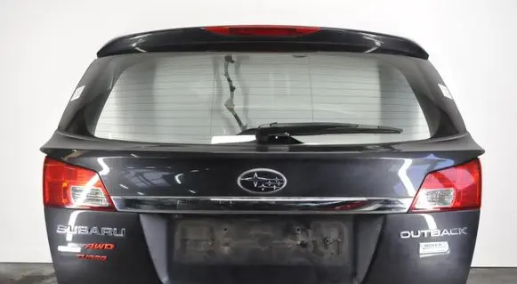 Subaru Legacy Tailgate/boot cover trim set 