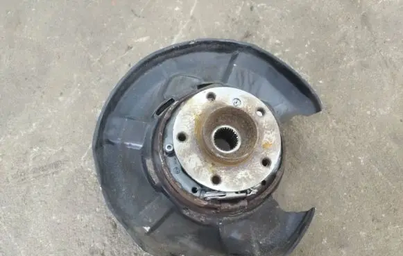 BMW X1 E84 Rear wheel hub 6788050