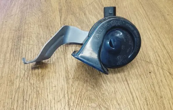 BMW X3 G01 Horn signal 7404429