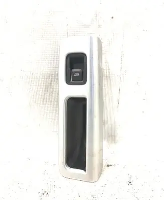 Volvo V50 Electric window control switch W15179UX