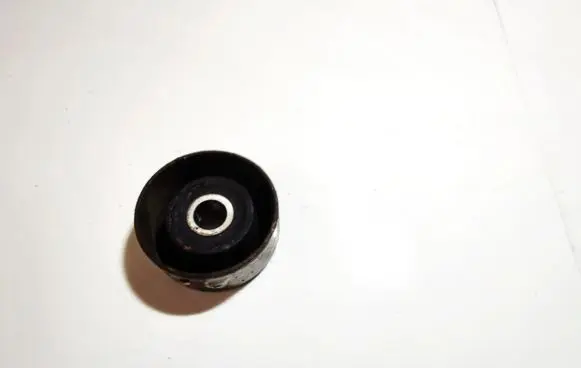 KIA Sorento Belt tensioner pulley 
