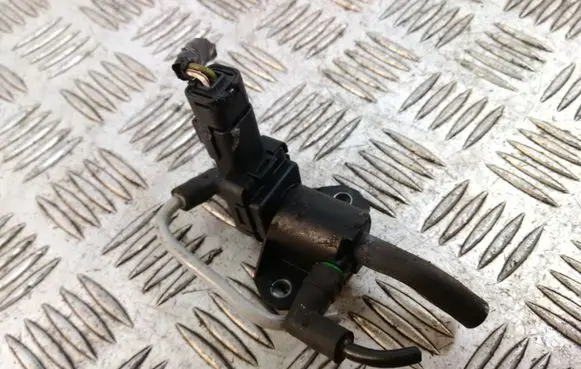 Ford Focus Turbo solenoid valve 9688124580
