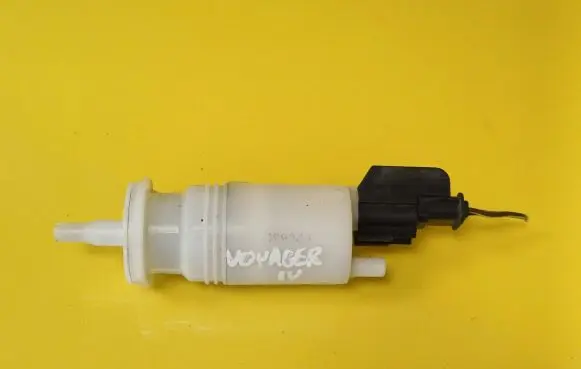 Chrysler Voyager Windscreen/windshield washer pump