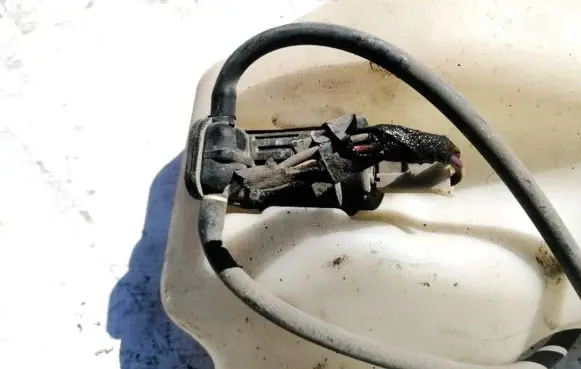 Fiat Stilo Windscreen/windshield washer pump