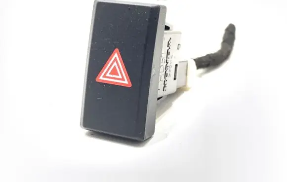 Honda CR-V Hazard light switch 