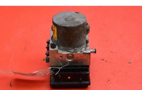 Hyundai i30 ABS Pump 589202L300