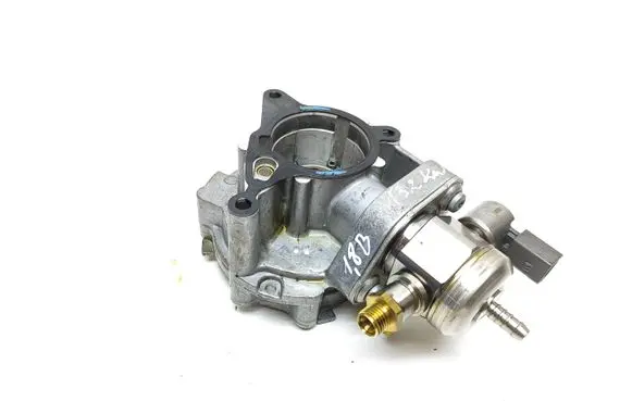 Audi TT TTS RS Mk3 8S Vacuum pump 06K127025E 0261520481 06L127405
