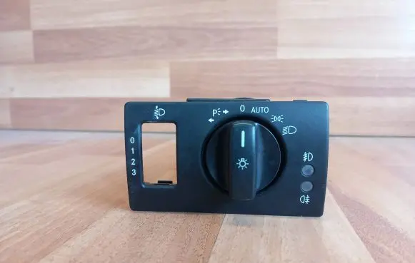 Mercedes-Benz B W245 Light switch 1695453004 0852596 32221501