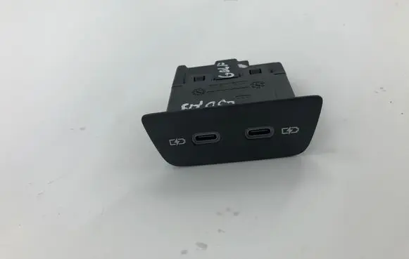 Volkswagen Golf VIII USB socket connector 2g6035718