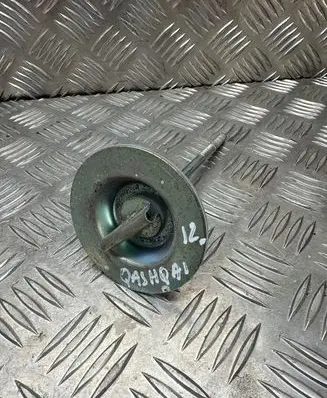 Nissan Qashqai Spare wheel bolt 